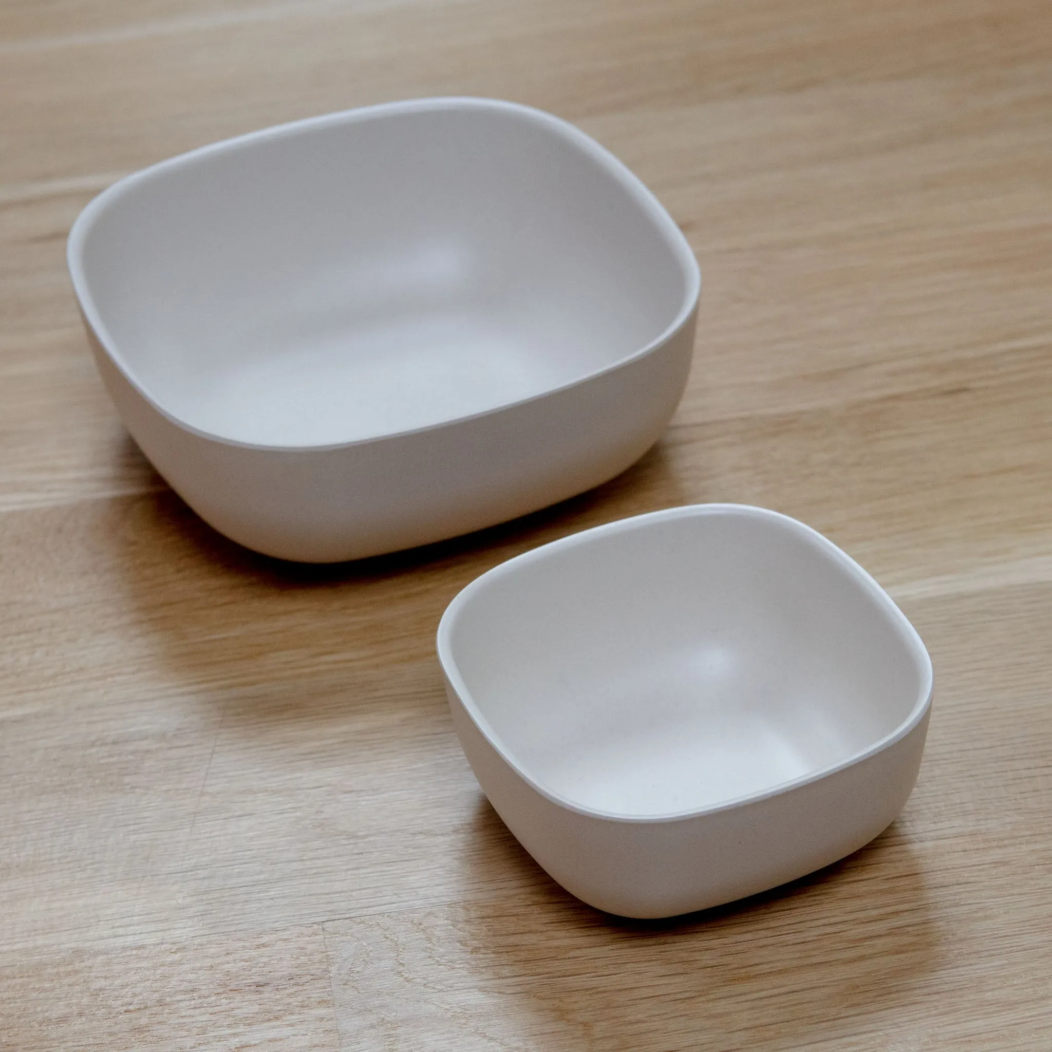 Biobu Gusto Dog Bowl in White (FINAL SALE)