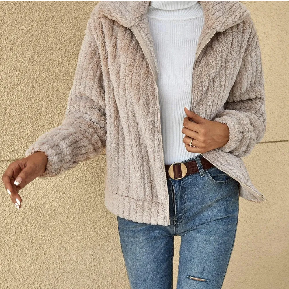 Cozy fleece jacket for women