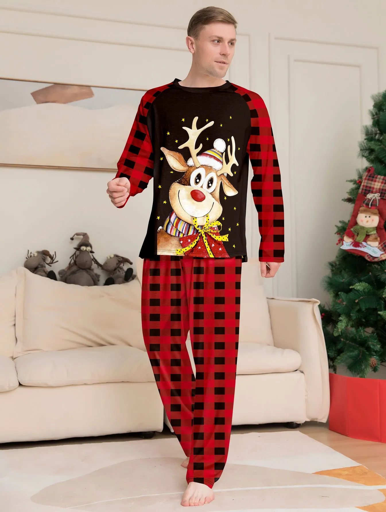 Golden Fawn Cartoon Print Christmas Plaid Family Pajama Set