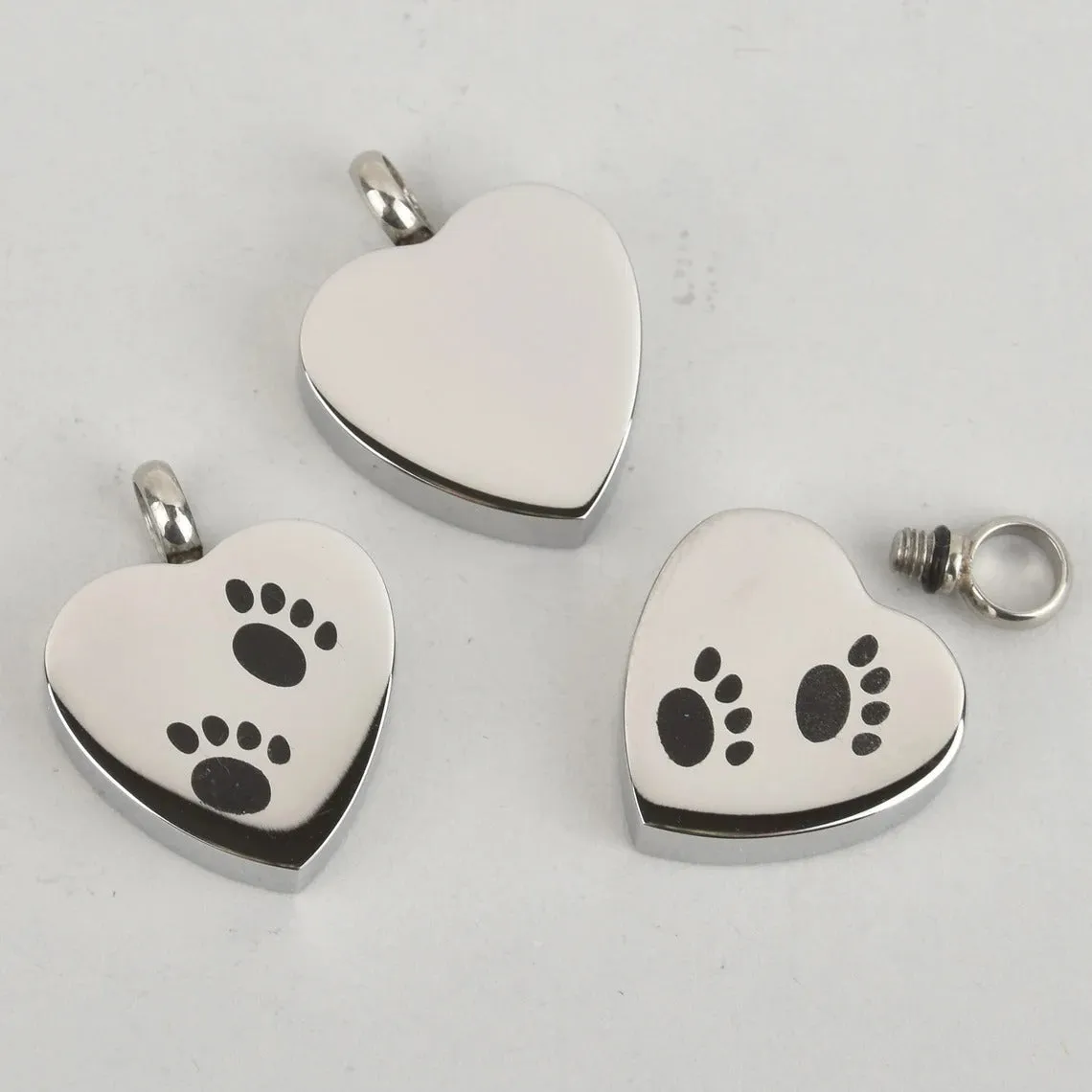 PET Cremation Ash Urn Charm Paw Print Locket Titanium Steel Heart 25mm x 20mm chs5909